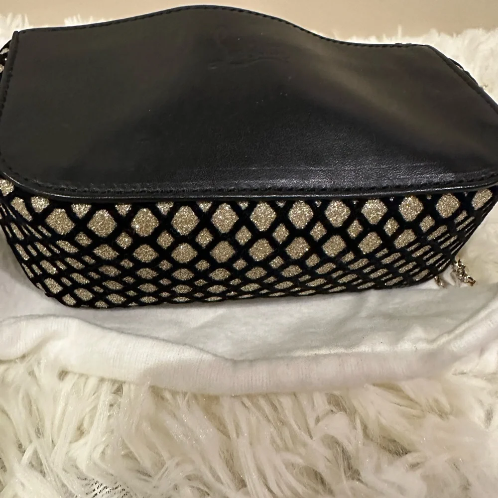 Christian Louboutin Black and Gold “sweetie” Crossbody Bag - Picture 5 of 12